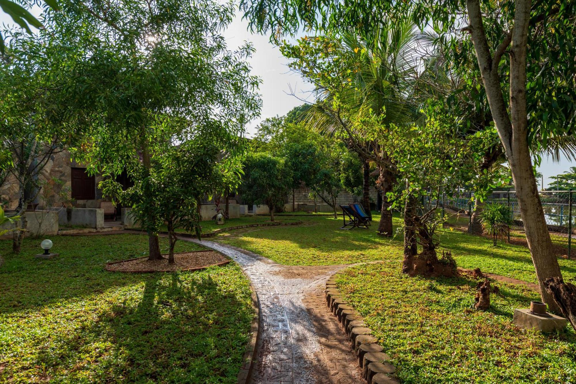 Queens Mount Tri Villas Tangalle Extérieur photo